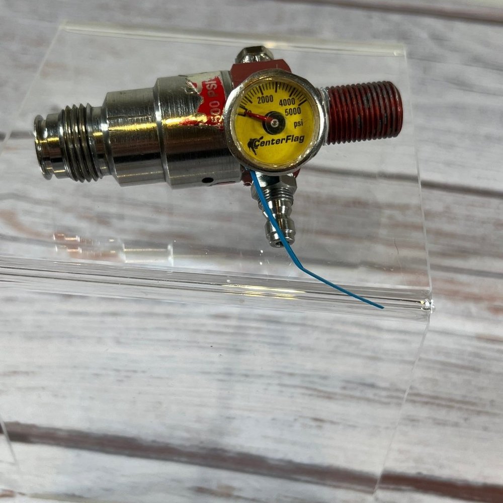 Center Flag Adjustable Regulator Centerflag 0-5000 PSI